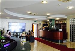 5. Hotel Blue