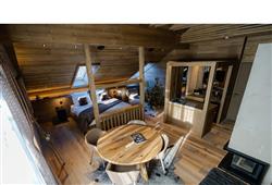 Prince George - Exclusive suite se saunou a barem