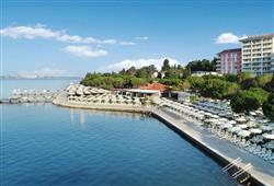 27. Hotel Neptun