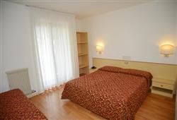 3. 6denní zájezd (denní přejezd) s dopravou, polopenzí a skipasem ceně – hotel Canada