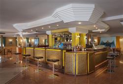 13. Hotel Savoy Palace (Riva del Garda)
