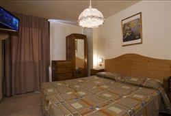 10. 5denní zájezd (denní přejezd) s dopravou, polopenzí a skipasem v ceně – chalet Alpino