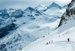 17. 5denní zájezd (denní přejezd) s dopravou, polopenzí a skipasem v ceně – chalet Alpino