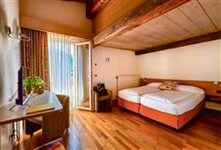 8. Hotel Los Andes