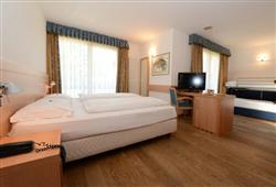 12. Hotel Los Andes