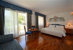 9. Hotel Los Andes