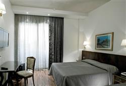 7. Hotel Ambasciatori