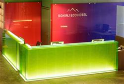 25. Hotel Eco Bohinj - lyžařský balíček s denním přejezdem, vstupem do aquaparku a polopenzí v ceně